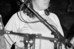 Cutumay Camones, grupo de miembros del FMLN, tocando en Chicago, Illinois, EEUU 1989