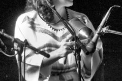 Cutumay Camones, grupo de miembros del FMLN, tocando en Chicago, Illinois, EEUU 1989