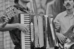 nov 1987 cutumay camones tocando en la universidad de illinois en chicago (Eduardo y Lolo)