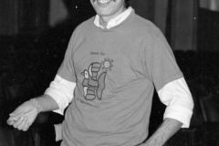 Cutumay Camones, grupo de miembros del FMLN, tocando en Chicago, Illinois, EEUU 1989