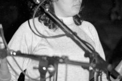 Cutumay Camones, grupo de miembros del FMLN, tocando en Chicago, Illinois, EEUU 1989