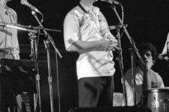 Cutumay Camones, grupo de miembros del FMLN, tocando en Chicago, Illinois, EEUU 1989