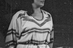 Cutumay Camones, grupo de miembros del FMLN, tocando en Chicago, Illinois, EEUU 1989