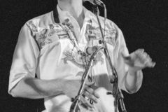 Cutumay Camones, grupo de miembros del FMLN, tocando en Chicago, Illinois, EEUU 1989