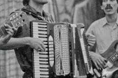 nov 1987 cutumay camones tocando en la universidad de illinois en chicago (Eduardo y Lolo)