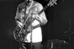 Cutumay Camones, grupo de miembros del FMLN, tocando en Chicago, Illinois, EEUU 1989