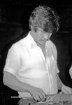 Cutumay Camones, grupo de miembros del FMLN, tocando en Chicago, Illinois, EEUU 1989