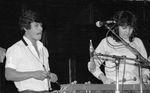 Cutumay Camones, grupo de miembros del FMLN, tocando en Chicago, Illinois, EEUU 1989