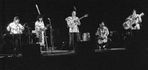 Cutumay Camones, grupo de miembros del FMLN, tocando en Chicago, Illinois, EEUU 1989
