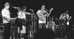 Cutumay Camones, grupo de miembros del FMLN, tocando en Chicago, Illinois, EEUU 1989