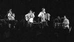 Cutumay Camones, grupo de miembros del FMLN, tocando en Chicago, Illinois, EEUU 1989