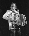 Cutumay Camones, grupo de miembros del FMLN, tocando en Chicago, Illinois, EEUU 1989